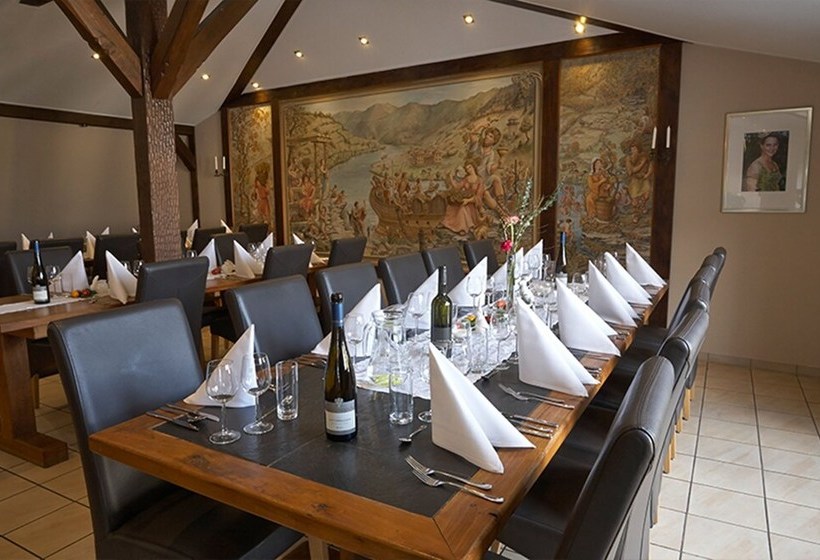 Hotelli Classisches Weingut Hoffranzen