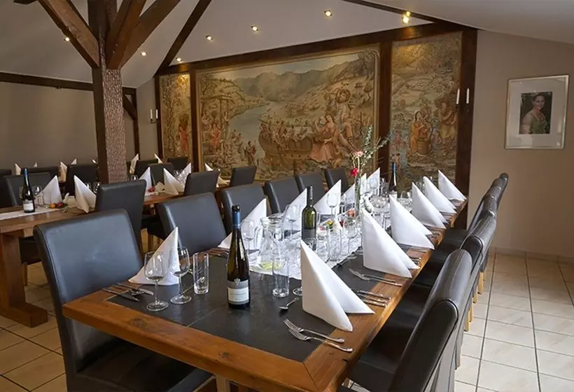 ホテル Classisches Weingut Hoffranzen