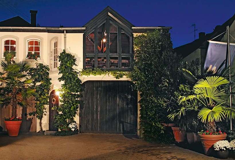 Hotelli Classisches Weingut Hoffranzen