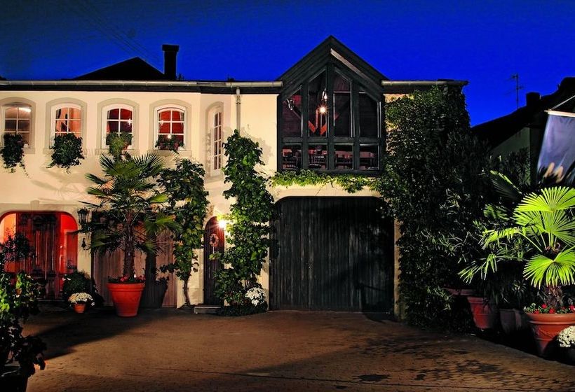 Hotelli Classisches Weingut Hoffranzen