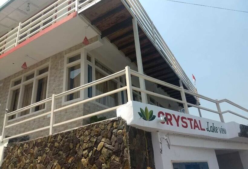 Отель Crystal Lakeview Homestay