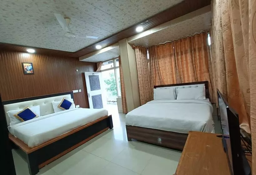 ホテル Crystal Lakeview Homestay