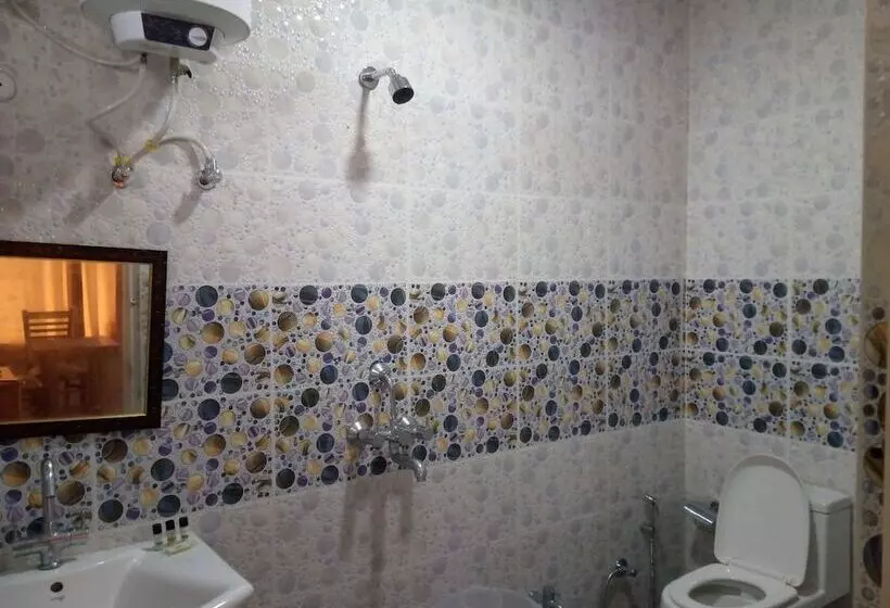 ホテル Crystal Lakeview Homestay