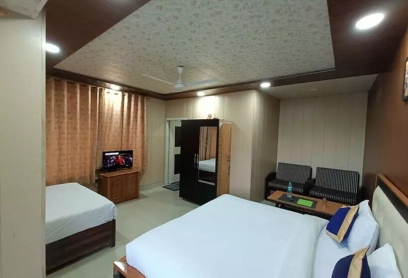 ホテル Crystal Lakeview Homestay