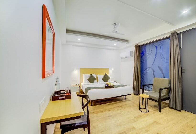 هتل Oyo Townhouse 089 Hongkong Bazaar