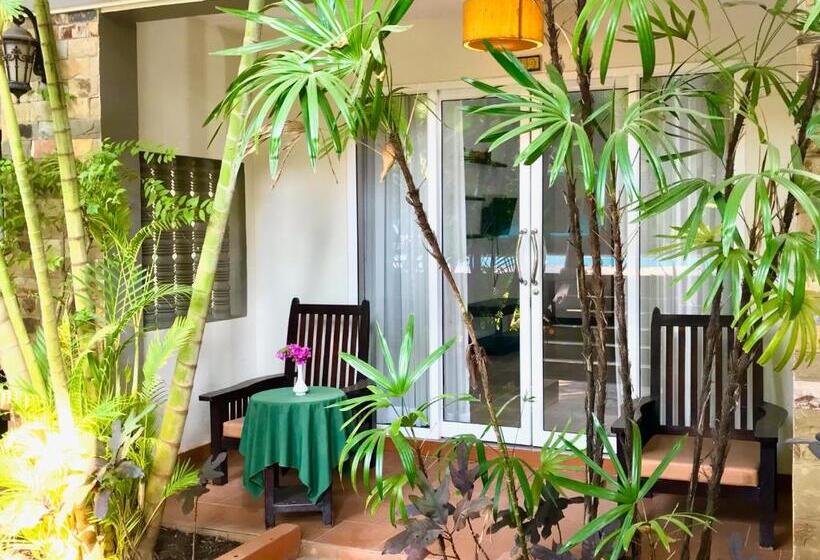 هتل Rata Boutique