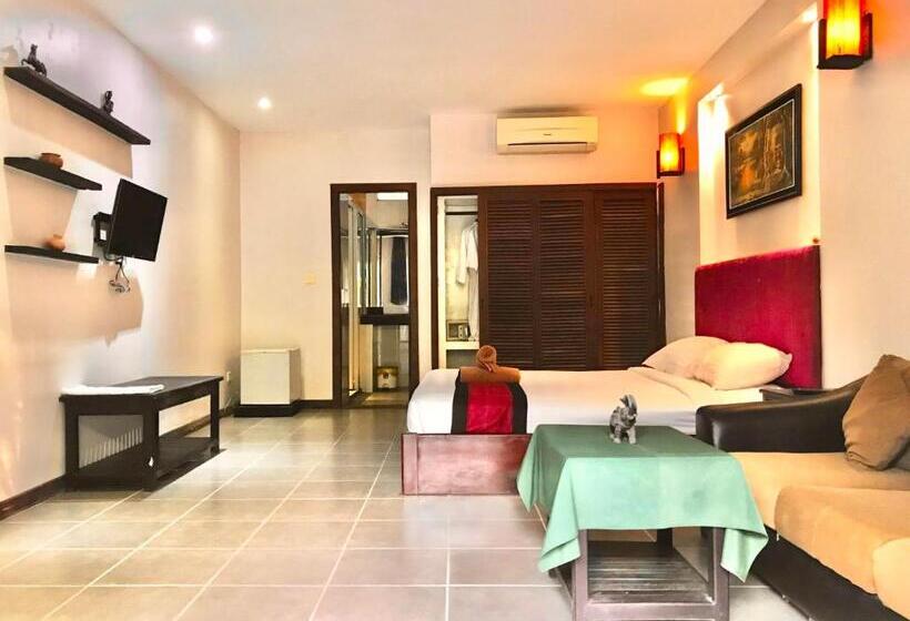 هتل Rata Boutique