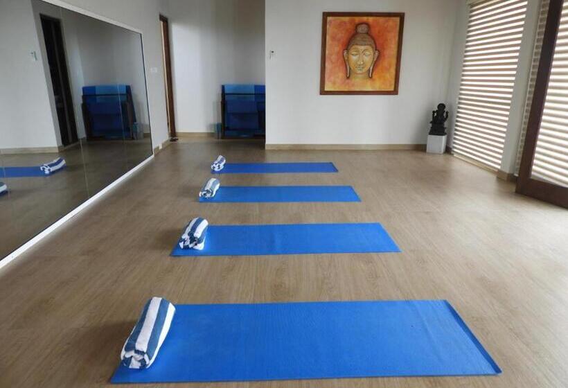 酒店 Sapphire Seas Beachfront