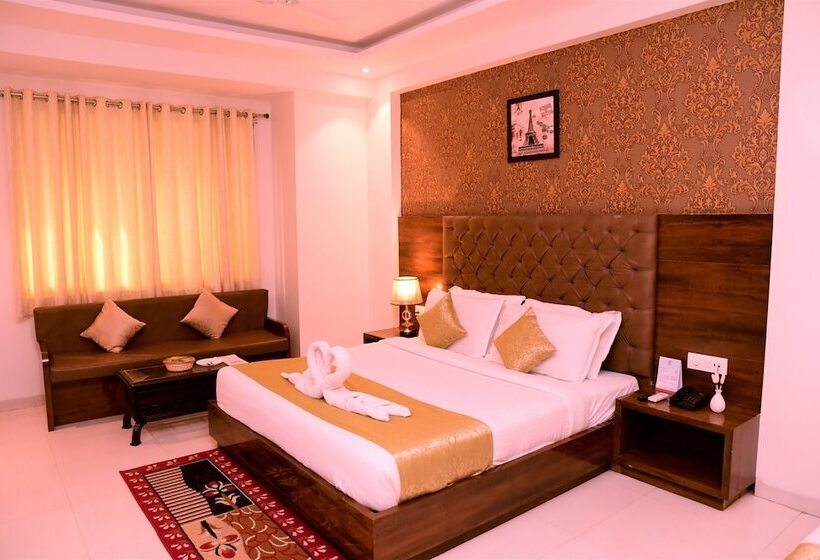 هتل The Vegas By De Pavilion, Delhi Airport