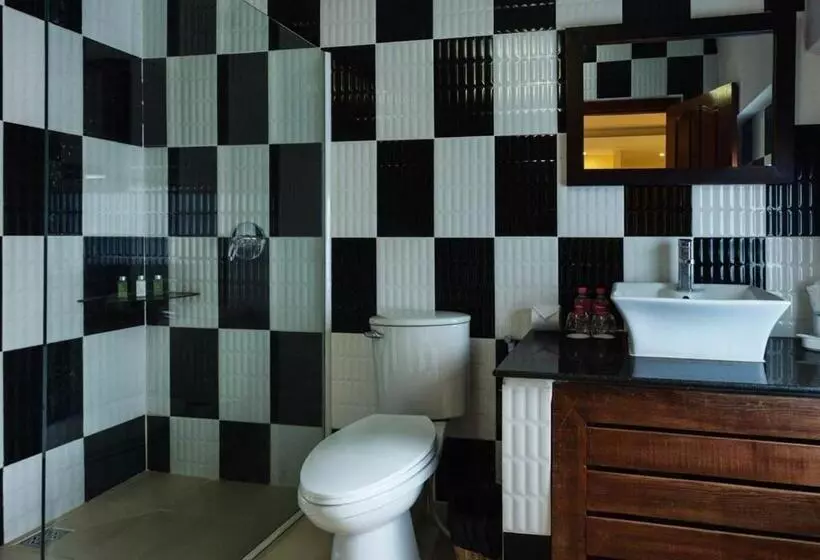 هتل River Retreat Boutique