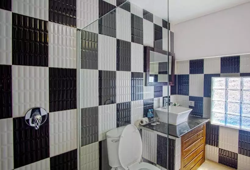 هتل River Retreat Boutique