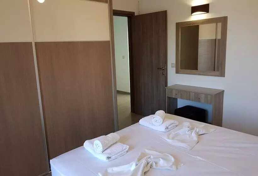 ペンション Angela S Sea View 3 Bd House