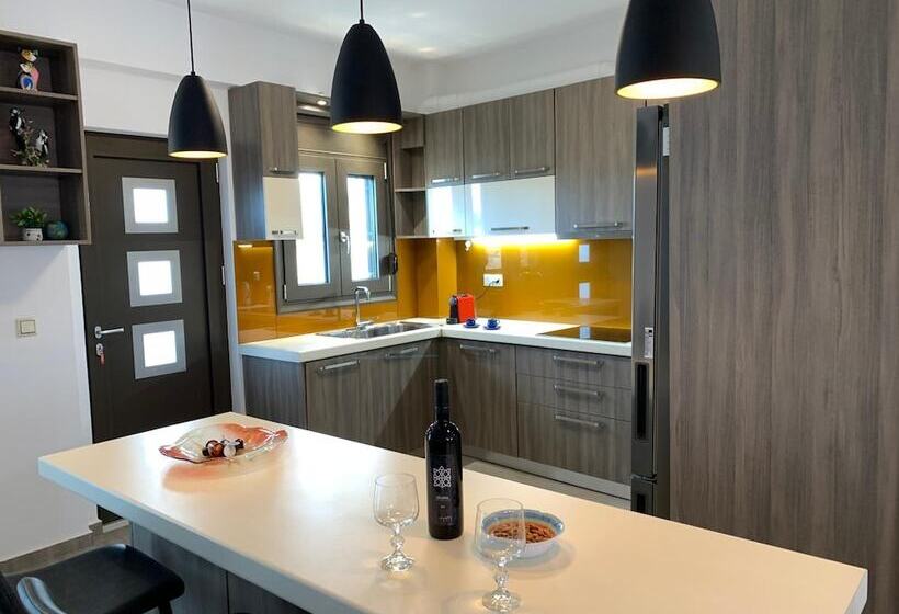 פנסיון Angela S Sea View 3 Bd House