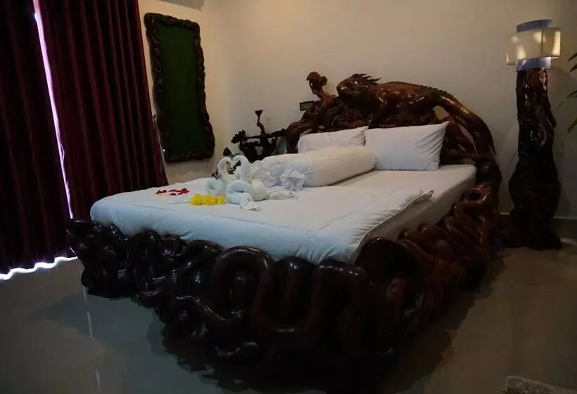 پانسیون Woodrootsbanteaychhmar