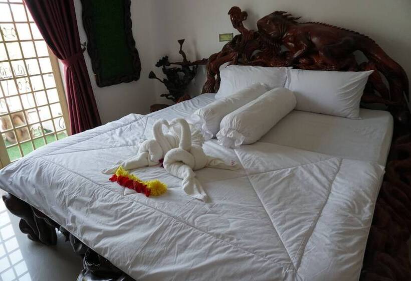 پانسیون Woodrootsbanteaychhmar