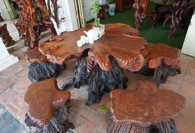 پانسیون Woodrootsbanteaychhmar