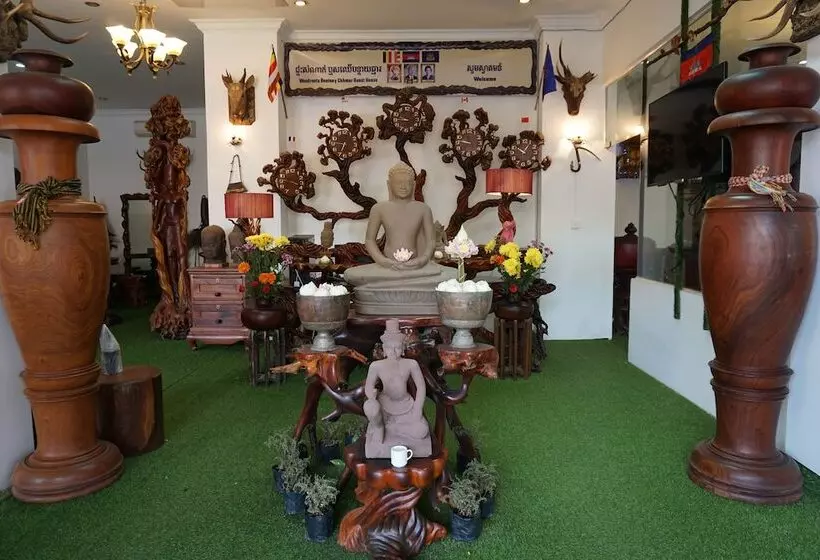 پانسیون Woodrootsbanteaychhmar