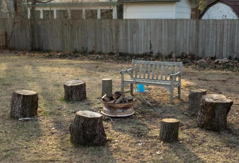 فندق Gordon Beach Inn