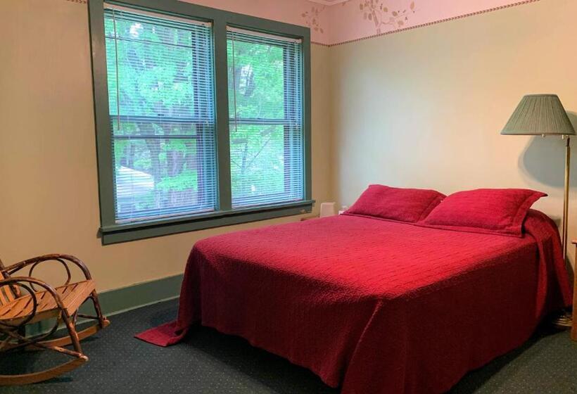 فندق Gordon Beach Inn