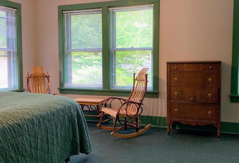 فندق Gordon Beach Inn