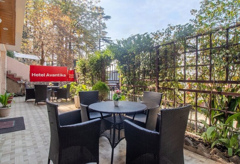 Itsy Hotels Avantika With Forest View