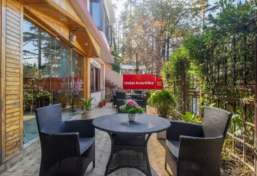 Itsy Hotels Avantika With Forest View