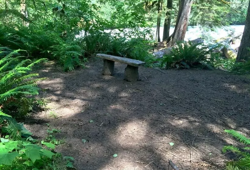 74sl   Pets Ok   Wifi   Bbq   Sleeps 8