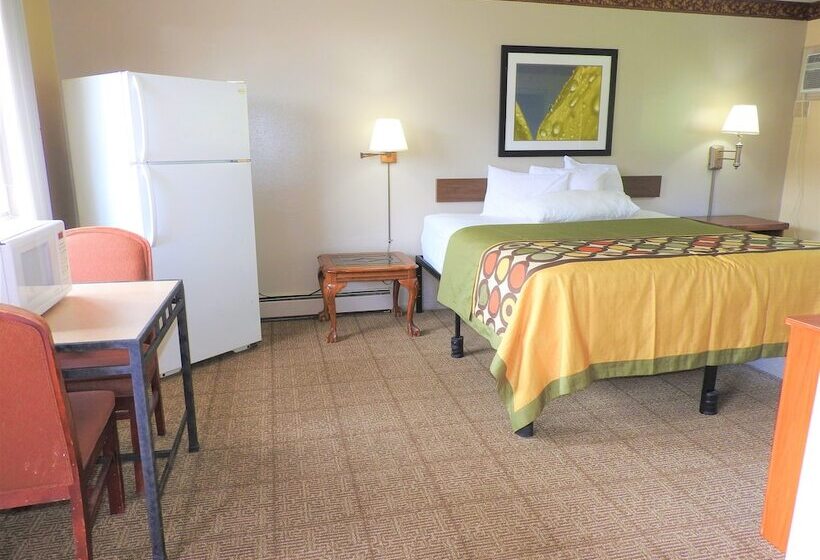 فندق صغير Country Meadow Inn