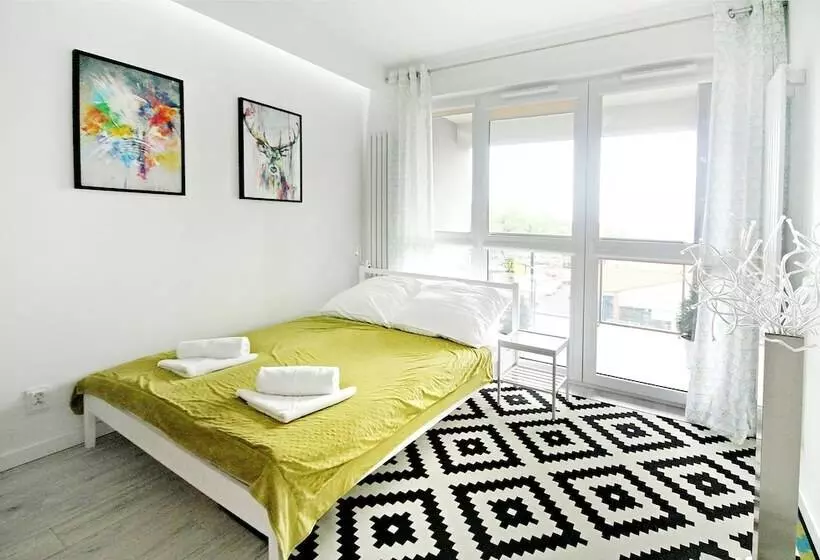 Livin Apartments Santocka