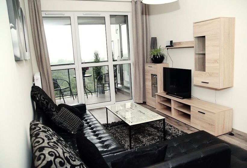 Livin Apartments Santocka