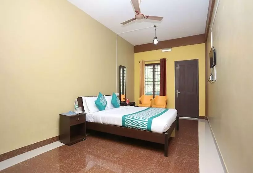 Majatalo Vedanta Wake Up Edakkal Caves  By Oyo