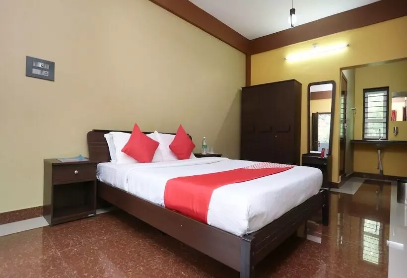 Majatalo Vedanta Wake Up Edakkal Caves  By Oyo