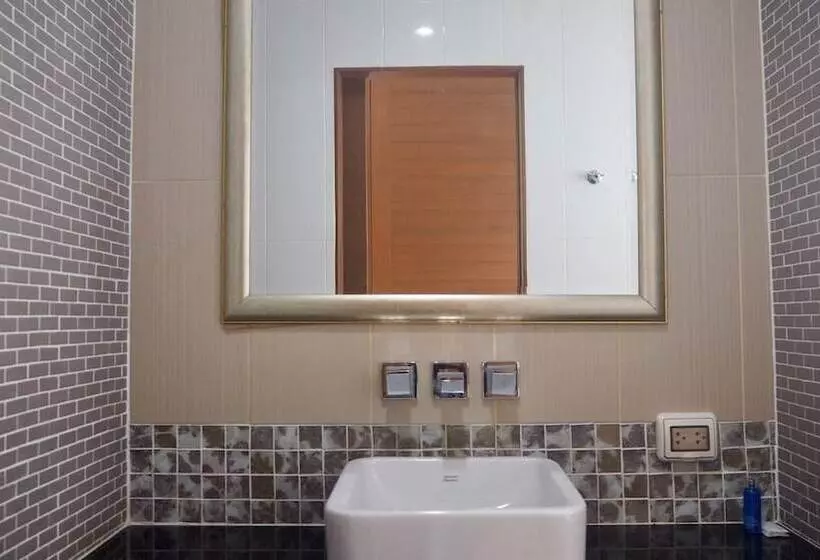 Villa Somewhere Phuket Laguna Bangtao