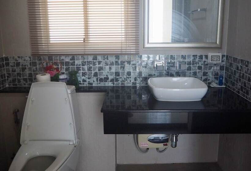 Villa Somewhere Phuket Laguna Bangtao