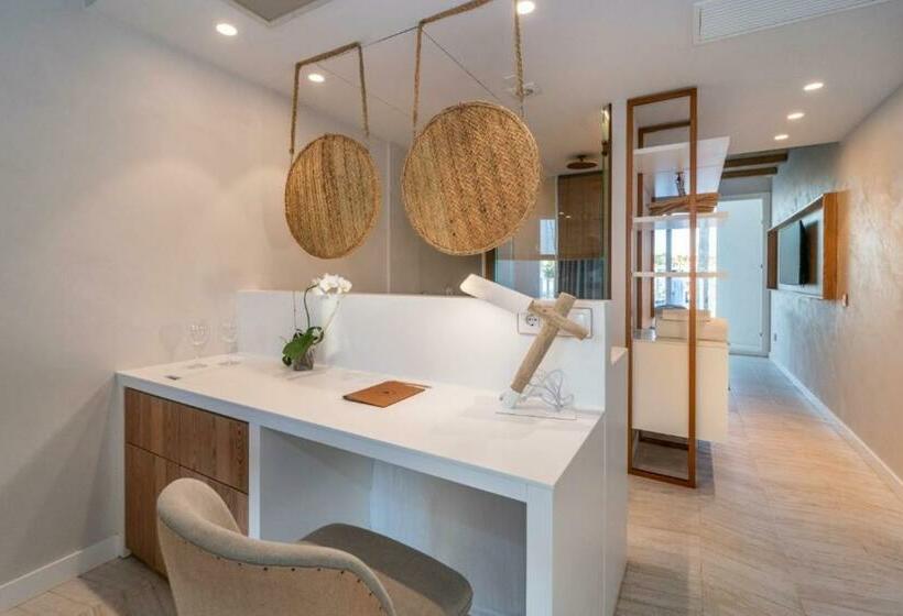 فندق Lago Resort Menorca  Suites Del Lago Adults Only