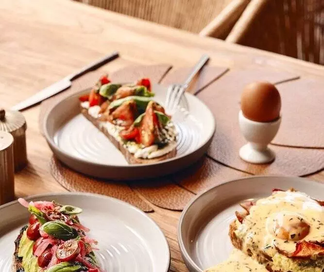 ホテル Lago Resort Menorca  Suites Del Lago Adults Only