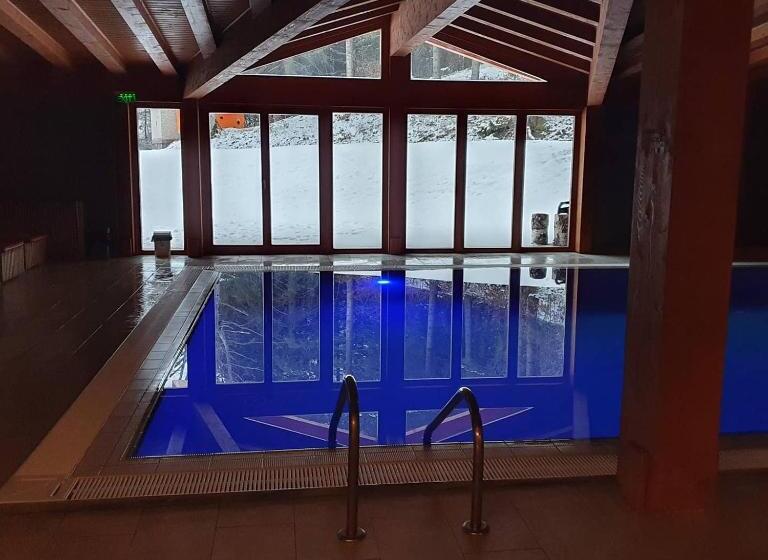 Monte Cervo Bio Hotel & Spa