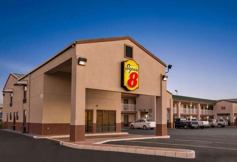 فندق Super 8 By Wyndham Hattiesburg North