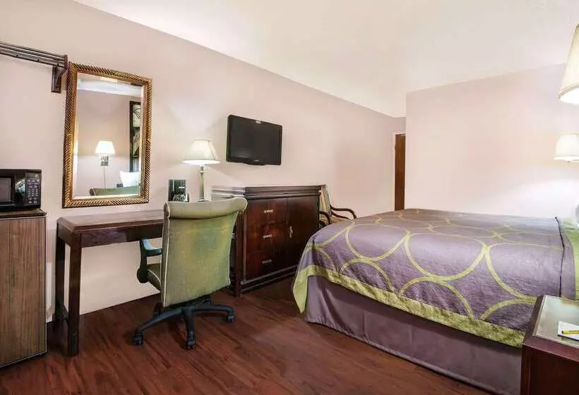 Hotelli Super 8 By Wyndham San Antonio/i35 North