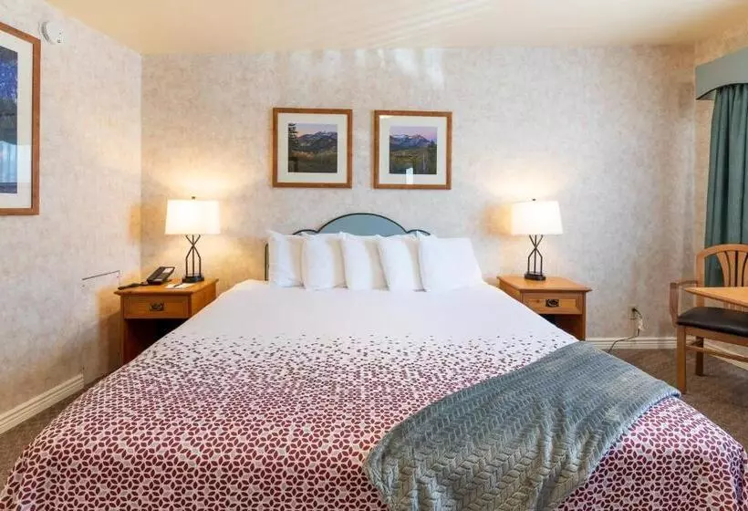 ホテル Swiss Alps Inn