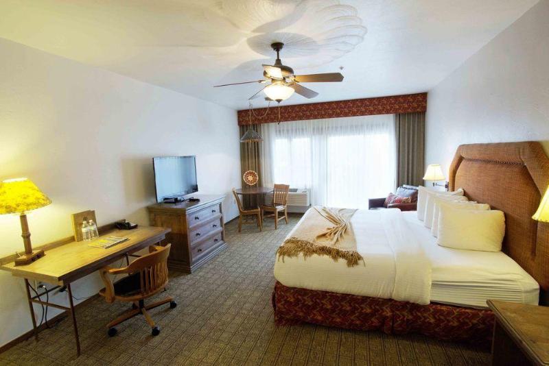 فندق Table Mountain Inn