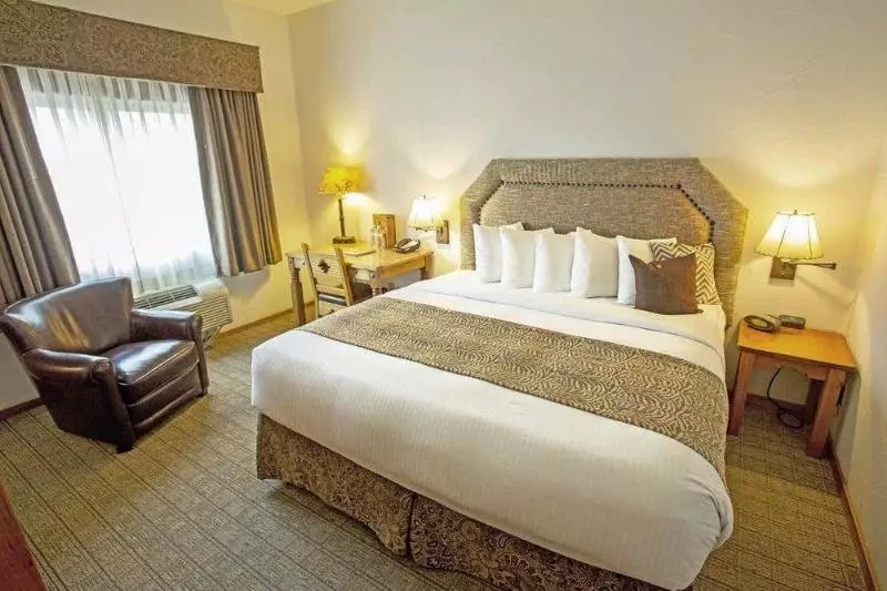 Отель Table Mountain Inn