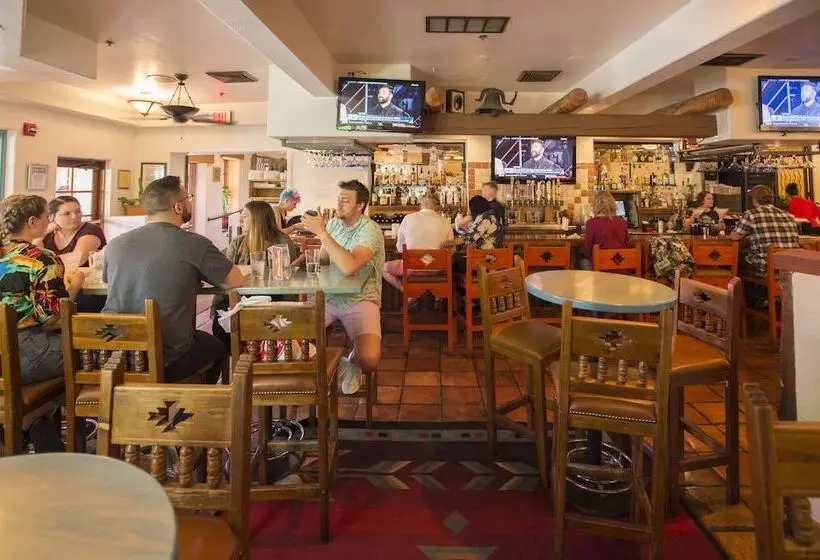 Отель Table Mountain Inn