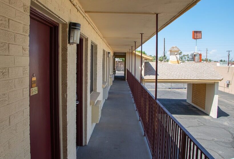 בית מלון כפרי Travel Inn In Phoenix