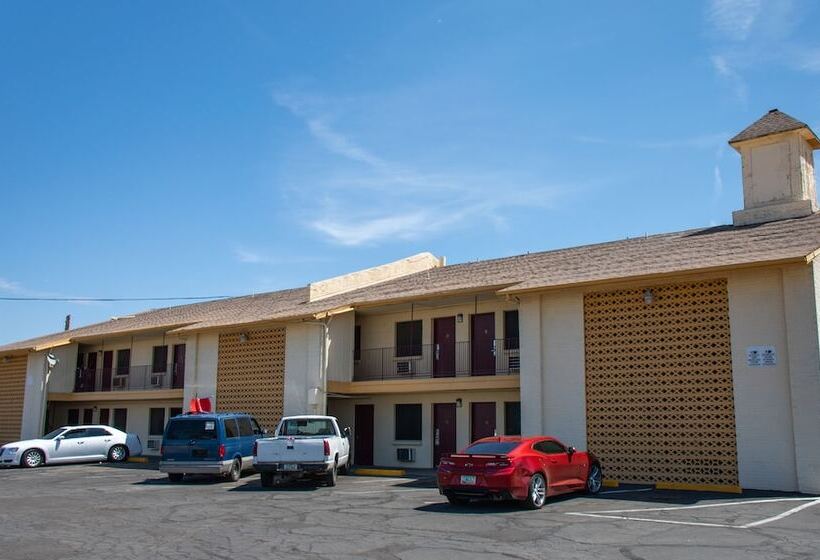 בית מלון כפרי Travel Inn In Phoenix