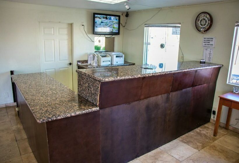 בית מלון כפרי Travel Inn In Phoenix