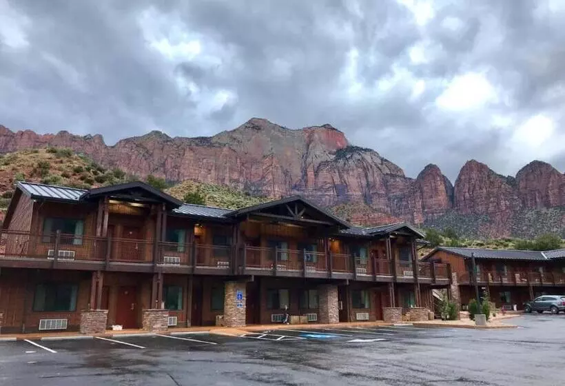 בית מלון כפרי Zion Canyon Lodge