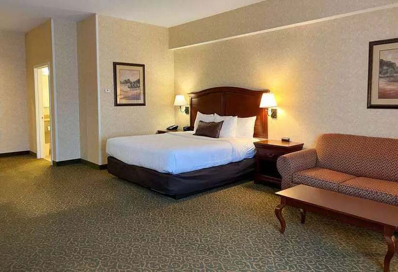 Maine Evergreen Hotel, Ascend Hotel Collection