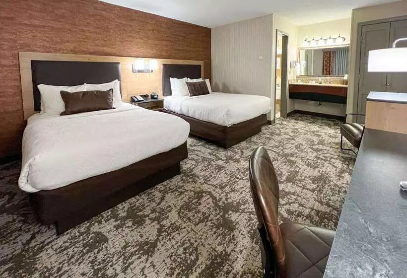 Maine Evergreen Hotel, Ascend Hotel Collection