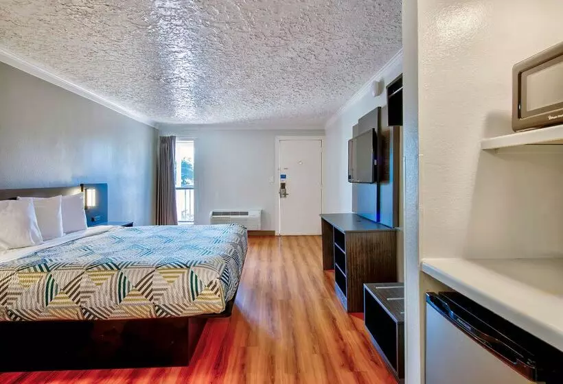 Motel 6 Fort Worth, Tx   White Settlement